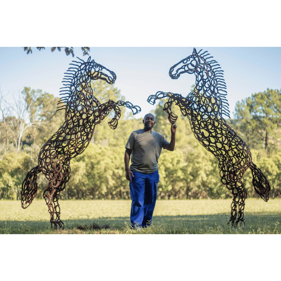 Rearing Horse Shoe Horse